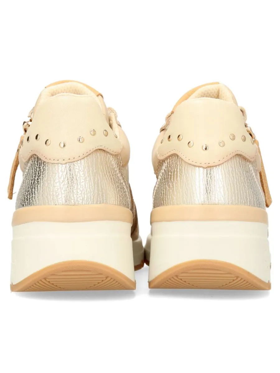 New CARMELA Sneakers casual piel troquelada