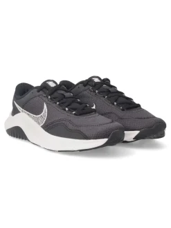 New NIKE Deportiva Legend Essential 3 Next Nature