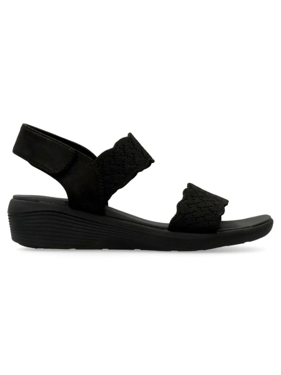 Outlet SKECHERS Sandalia negra Arya - On The Rise