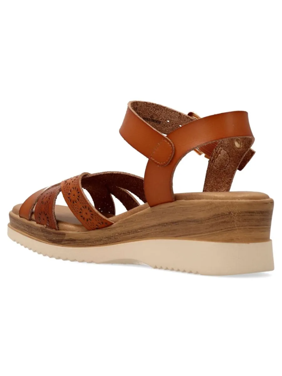 Best XTI Sandalia confort tiras troqueladas mujer