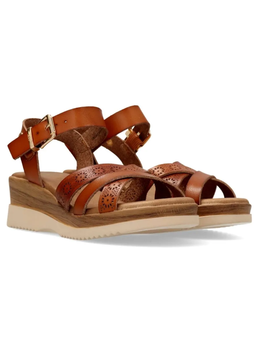 Best XTI Sandalia confort tiras troqueladas mujer